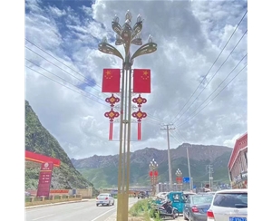 平凉抱箍太阳能路灯生产厂家